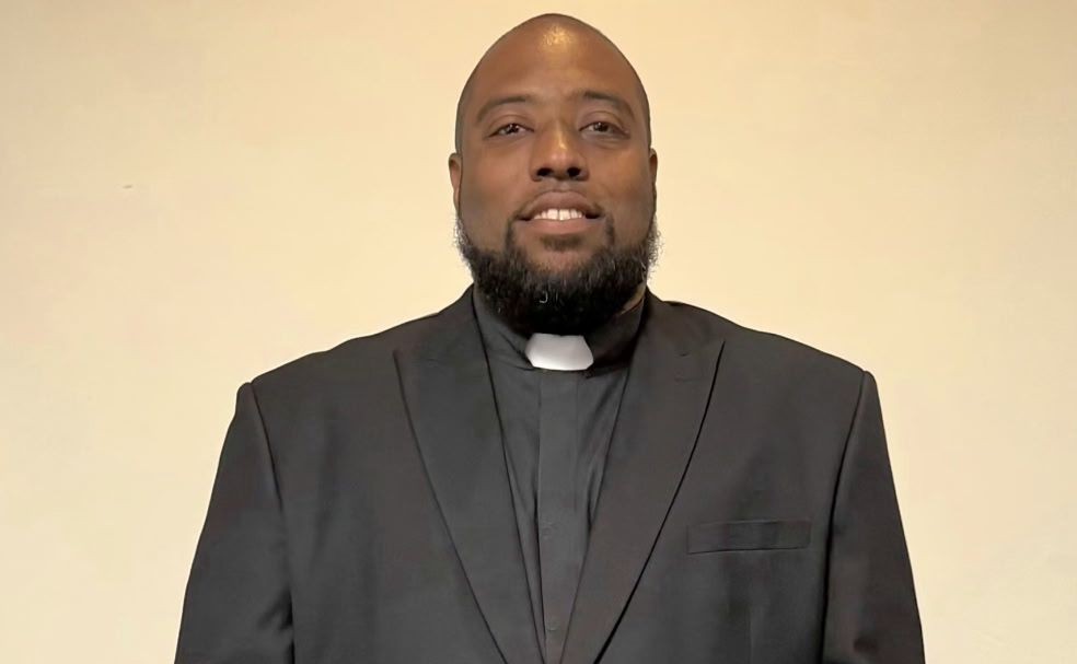 Rev. Cedric Simmons